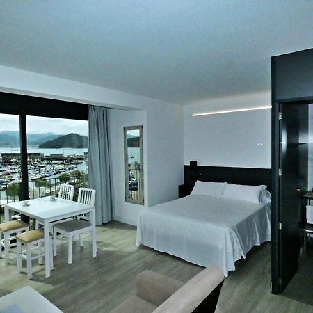 Apartamentos Dabarca Комбарро Екстер'єр фото